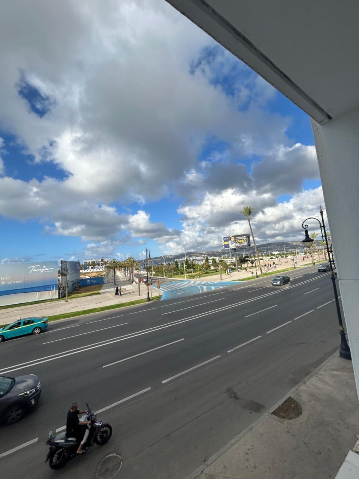 Splendide Studio Haut Standing En Face De La Marina Et A 200 M Du Port De Tanger - 1 Chambre Double Εξωτερικό φωτογραφία